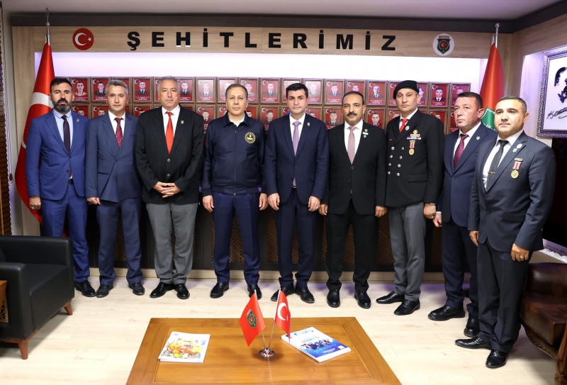 İÇİŞLERİ BAKANIMIZ SAYIN ALİ YERLİKAYA GENEL MERKEZİ ZİYARET ETTİ