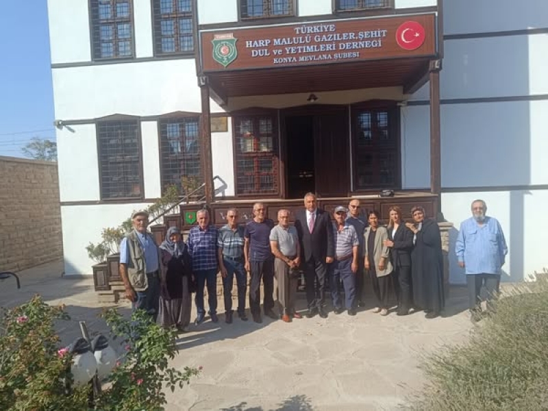 KONYA HUZUREVİ SAKİNLERİNDEN ANLAMLI ZİYARET